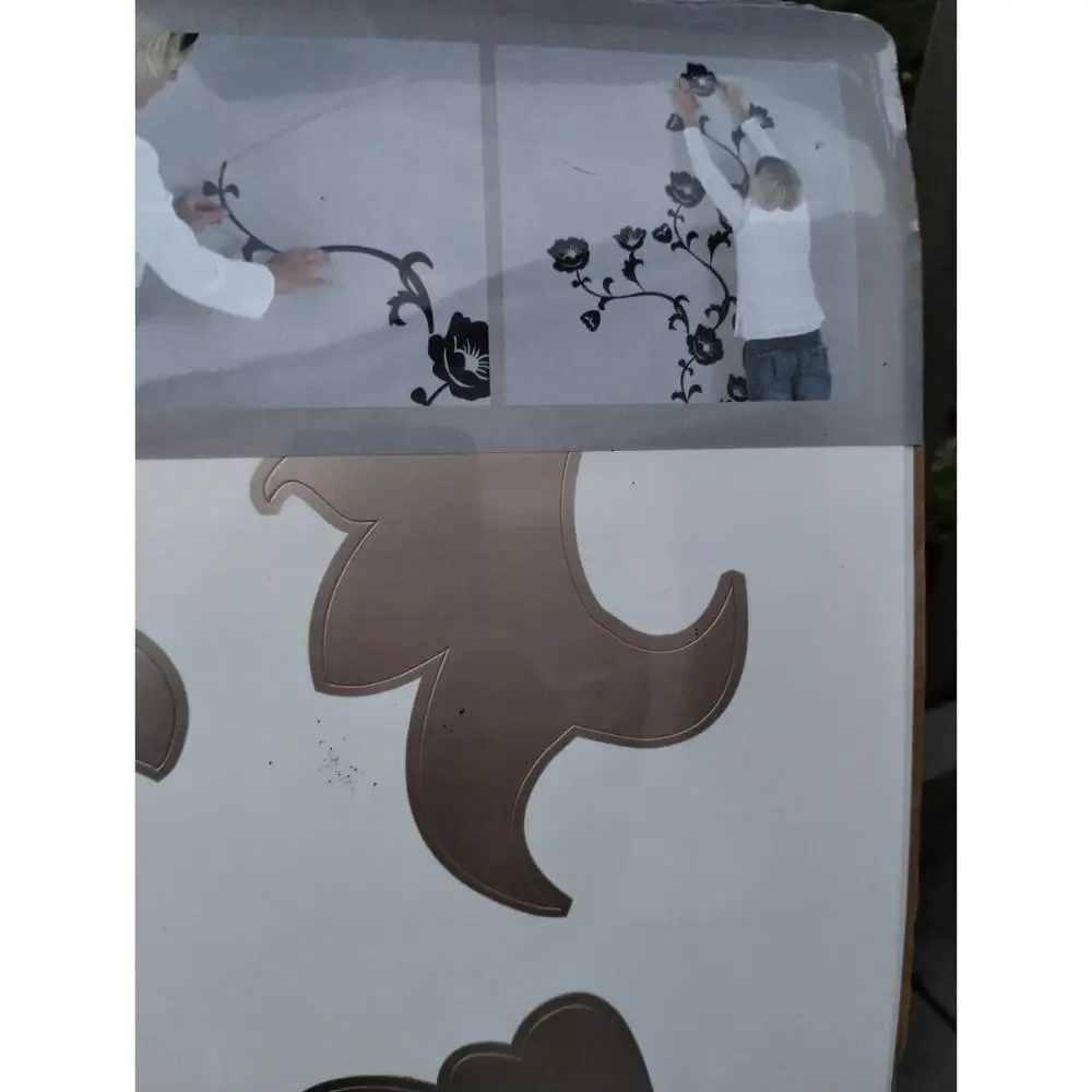 IKEA Slatthult Kalou Wall Stickers 001.200.07 Gold Tone Flowers 2006 New In Pack